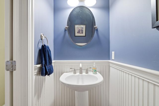 5849 Vandeleur Place, Dublin, OH 43016