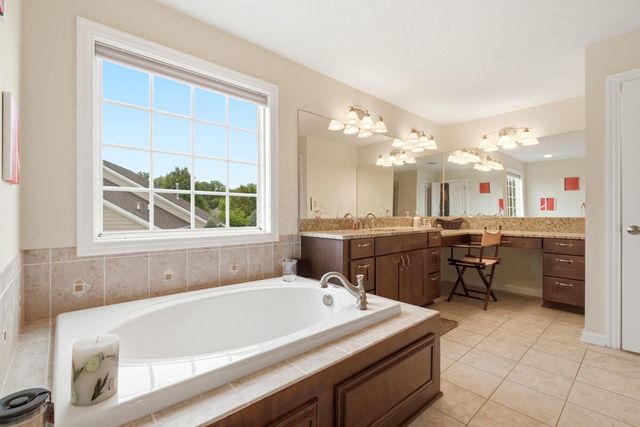 5849 Vandeleur Place, Dublin, OH 43016