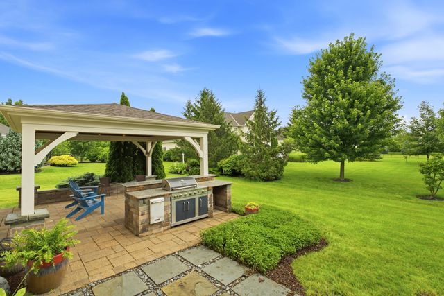 5849 Vandeleur Place, Dublin, OH 43016