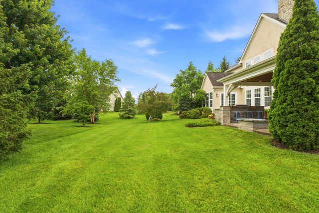 5849 Vandeleur Place, Dublin, OH 43016