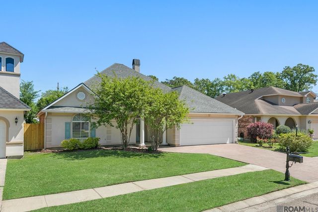 7967 Tara Dr, Denham Springs, LA 70726