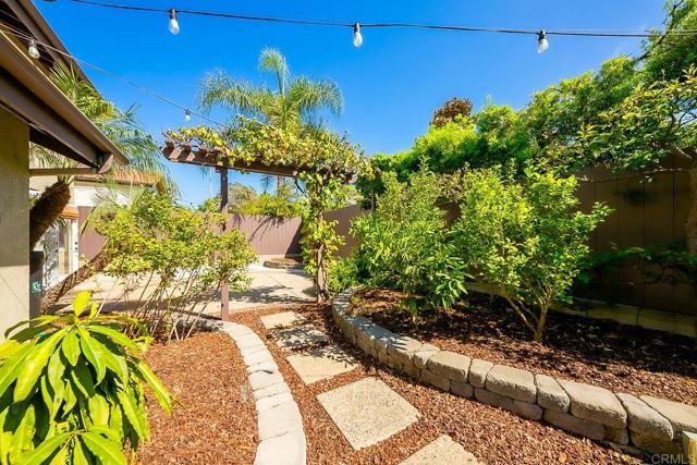 1641 Tucker Ln, Encinitas, CA 92024