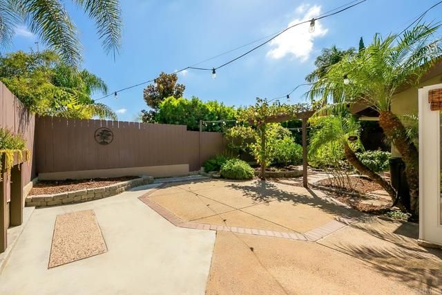 1641 Tucker Ln, Encinitas, CA 92024