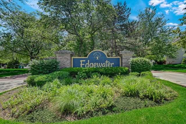 1853 Lake Shore Court, Romeoville, IL 60446