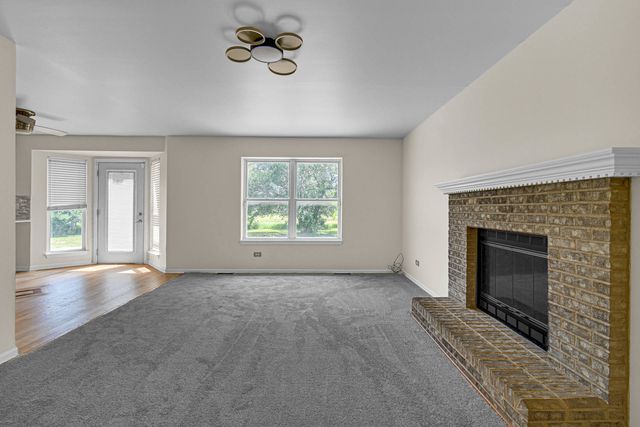 1853 Lake Shore Court, Romeoville, IL 60446
