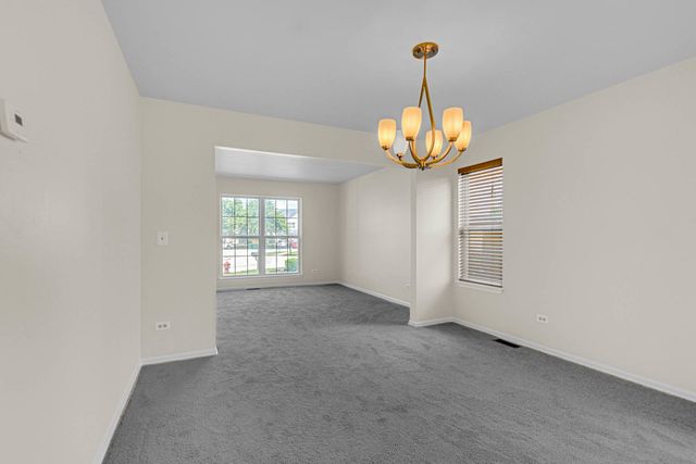 1853 Lake Shore Court, Romeoville, IL 60446