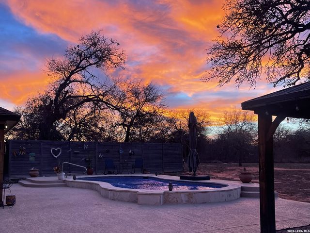 400 Clear Lake, Poteet, TX 78065