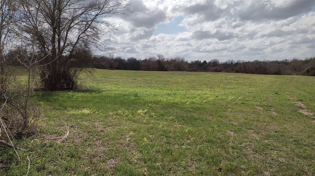 1703 N Park Street N, Brenham, TX 77833