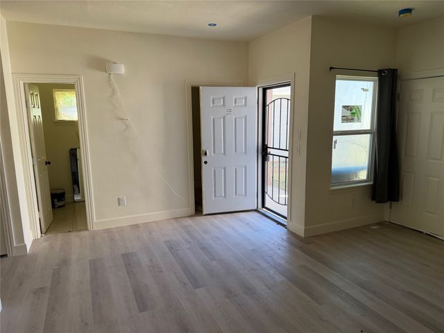 4716 frank Street, Dallas, TX 75210