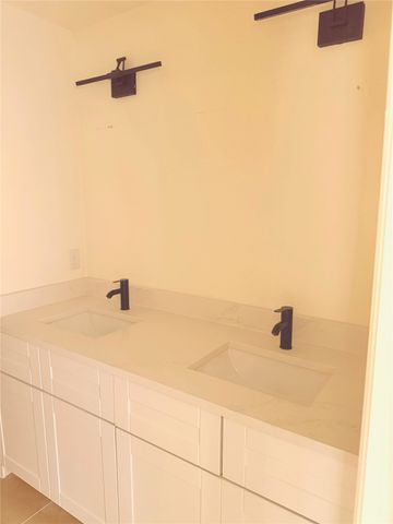 4716 frank Street, Dallas, TX 75210