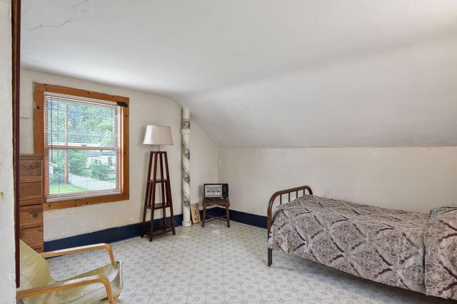 626 6th Street W, Hastings, MN 55033