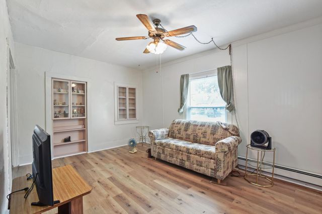 626 6th Street W, Hastings, MN 55033