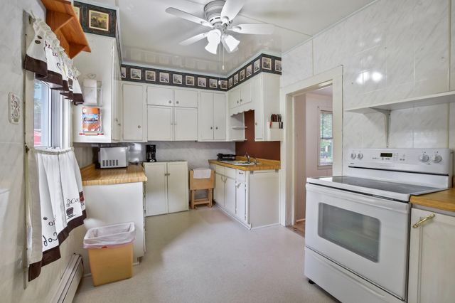 626 6th Street W, Hastings, MN 55033