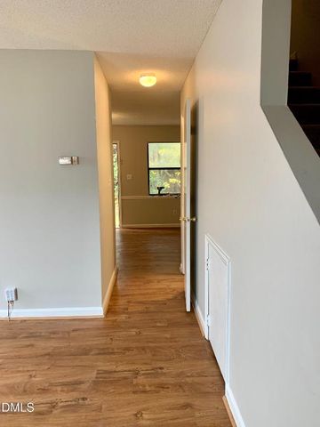 1425 Cherrycrest Drive, Durham, NC 27704