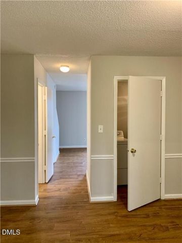 1425 Cherrycrest Drive, Durham, NC 27704