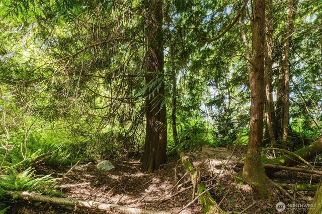 38742 Tinker Place NE, Hansville, WA 98340