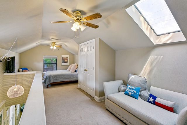 5012 Calmont Avenue, Fort Worth, TX 76107