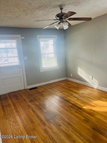 717 Gheens Ave, Louisville, KY 40214