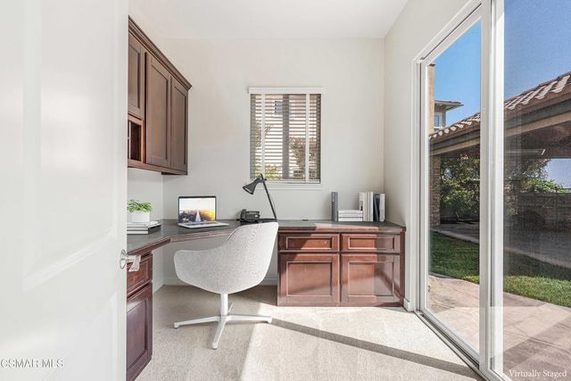 318 Loire Valley Drive, Simi Valley, CA 93065
