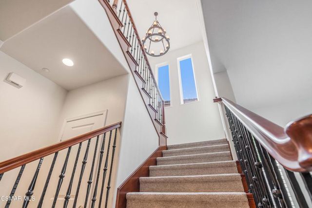 318 Loire Valley Drive, Simi Valley, CA 93065