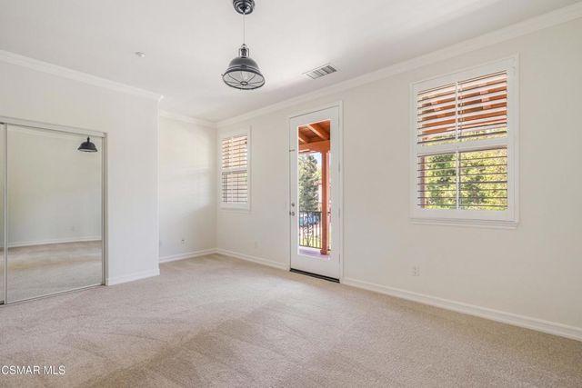 318 Loire Valley Drive, Simi Valley, CA 93065