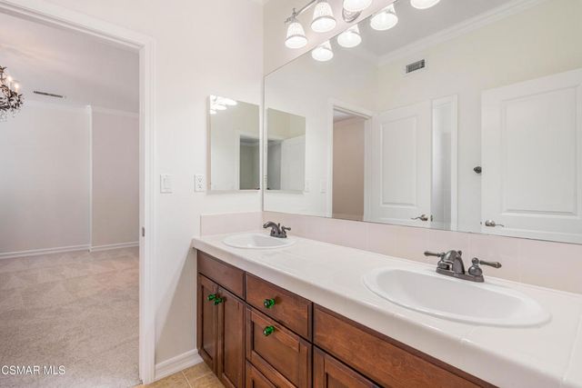 318 Loire Valley Drive, Simi Valley, CA 93065