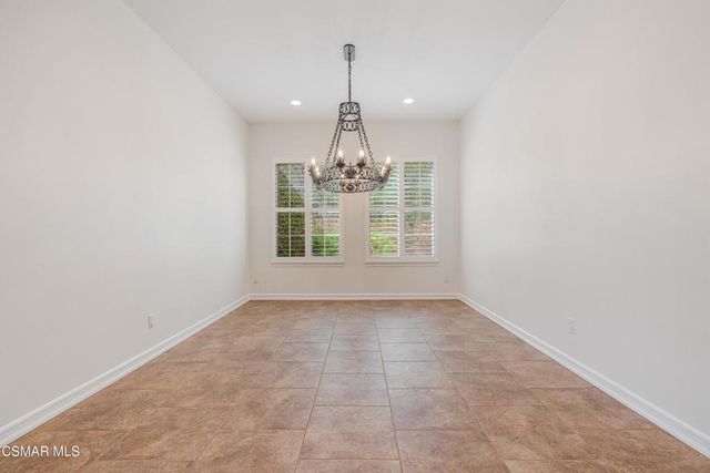 318 Loire Valley Drive, Simi Valley, CA 93065
