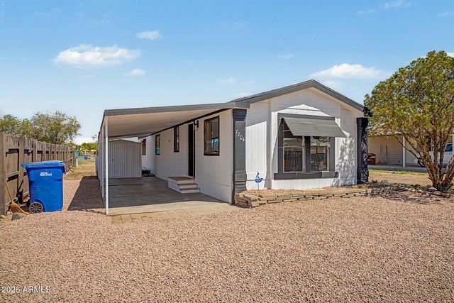 7704 E Glade Avenue, Mesa, AZ 85209