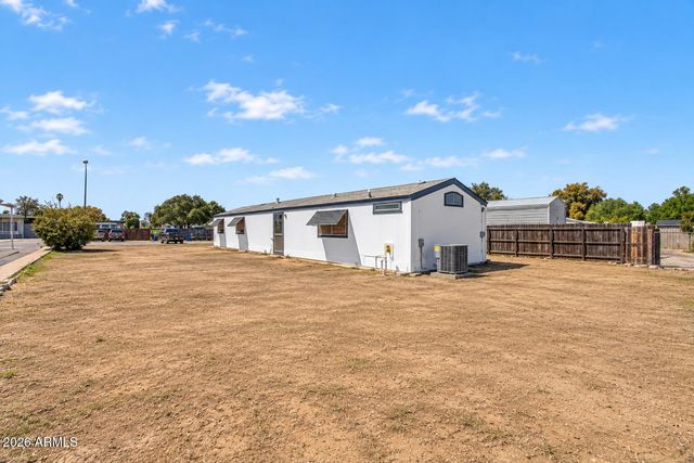 7704 E Glade Avenue, Mesa, AZ 85209