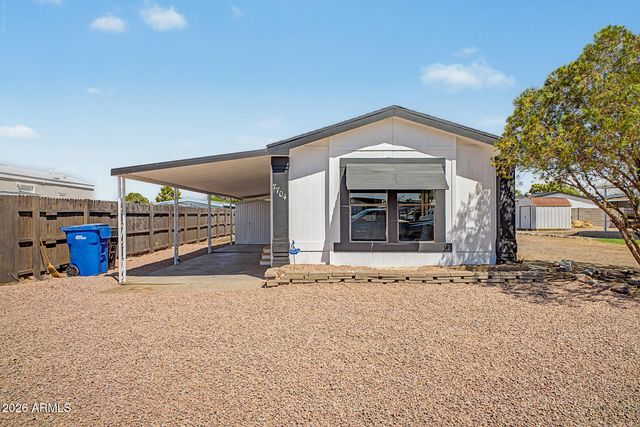 7704 E Glade Avenue, Mesa, AZ 85209