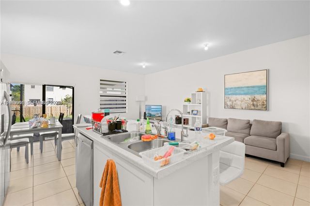 25449 SW 108th Ct, Homestead, FL 33032