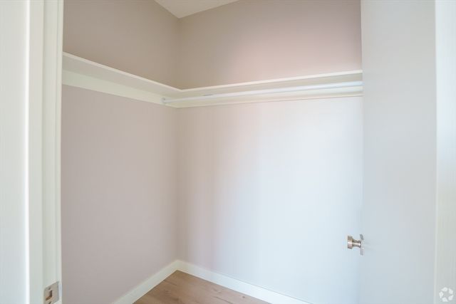 400 West Broadway 207, Boston, MA 02127