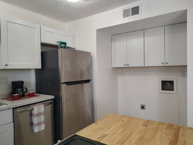 500 Circulo Gallegos NW, Albuquerque, NM 87107