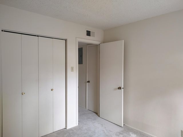 500 Circulo Gallegos NW, Albuquerque, NM 87107