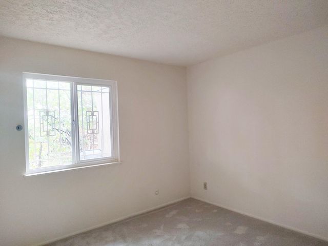 500 Circulo Gallegos NW, Albuquerque, NM 87107