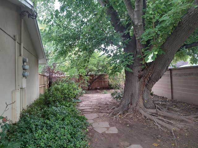 500 Circulo Gallegos NW, Albuquerque, NM 87107