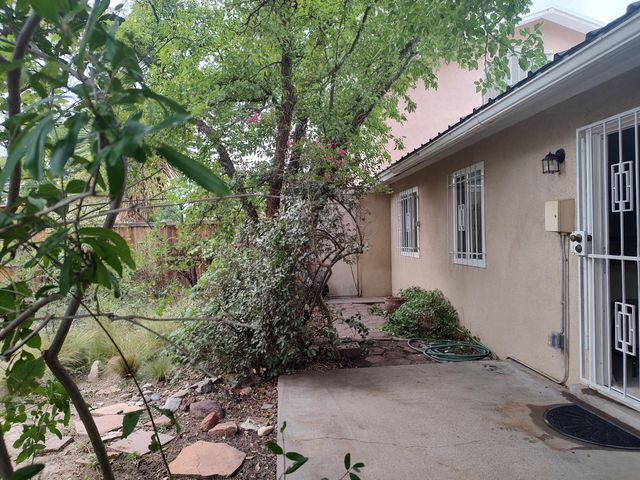 500 Circulo Gallegos NW, Albuquerque, NM 87107