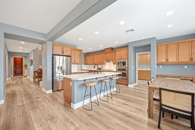 2229 Apple Grey Ln, Rocklin, CA 95765
