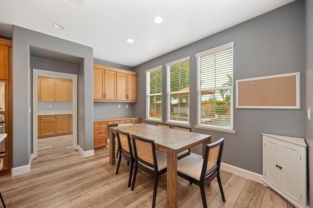 2229 Apple Grey Ln, Rocklin, CA 95765