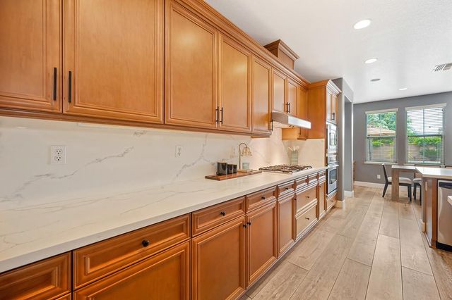 2229 Apple Grey Ln, Rocklin, CA 95765