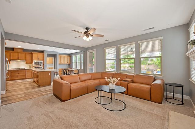 2229 Apple Grey Ln, Rocklin, CA 95765