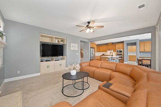 2229 Apple Grey Ln, Rocklin, CA 95765