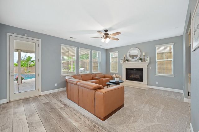 2229 Apple Grey Ln, Rocklin, CA 95765