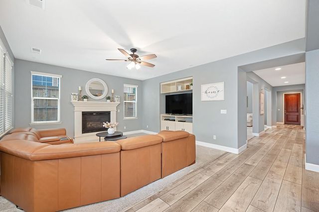 2229 Apple Grey Ln, Rocklin, CA 95765