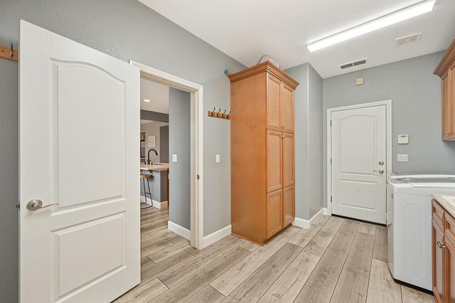 2229 Apple Grey Ln, Rocklin, CA 95765