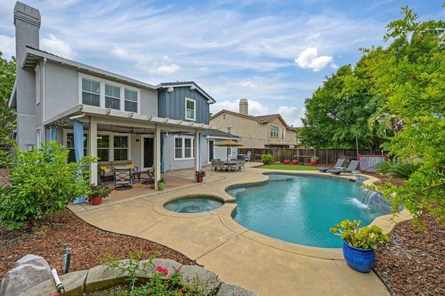 2229 Apple Grey Ln, Rocklin, CA 95765