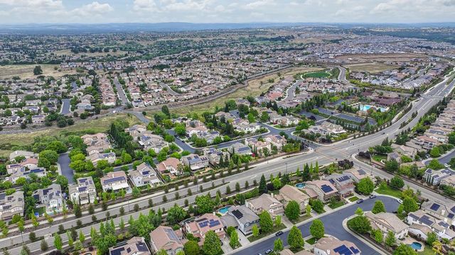 2229 Apple Grey Ln, Rocklin, CA 95765