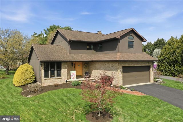 251 STONEGATE CIRCLE NORTH N, Chambersburg, PA 17201