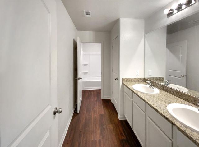 138 Niven PATH 26E, Jarrell, TX 76537