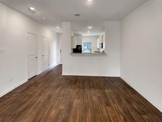 138 Niven PATH 26E, Jarrell, TX 76537